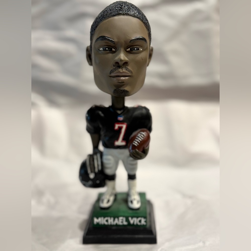 🏈 Michael Vick NFL Atlanta Falcons bobblehead.